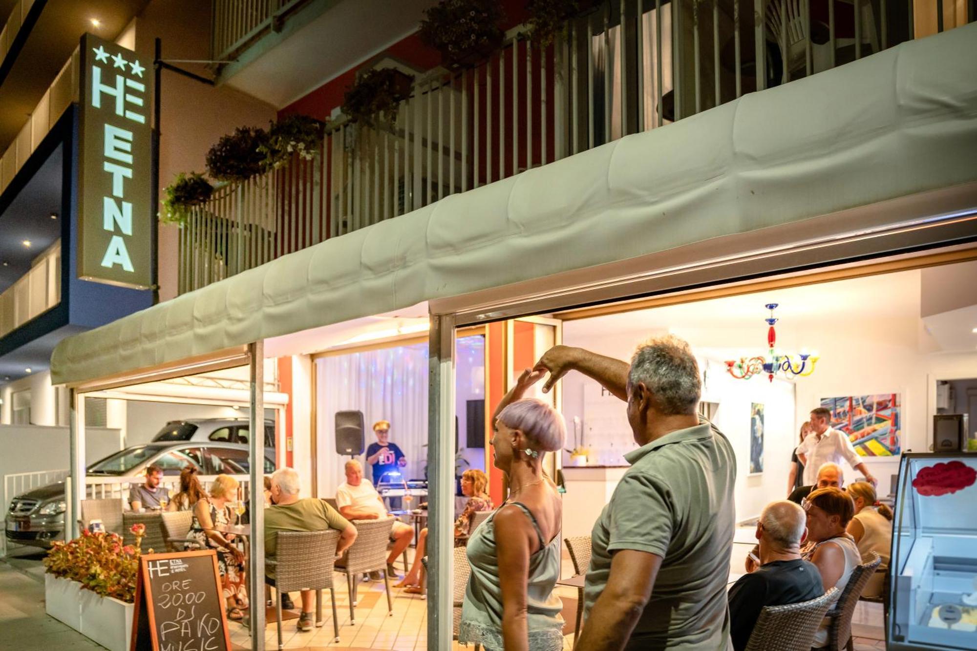 Hotel Etna Caorle Exterior photo