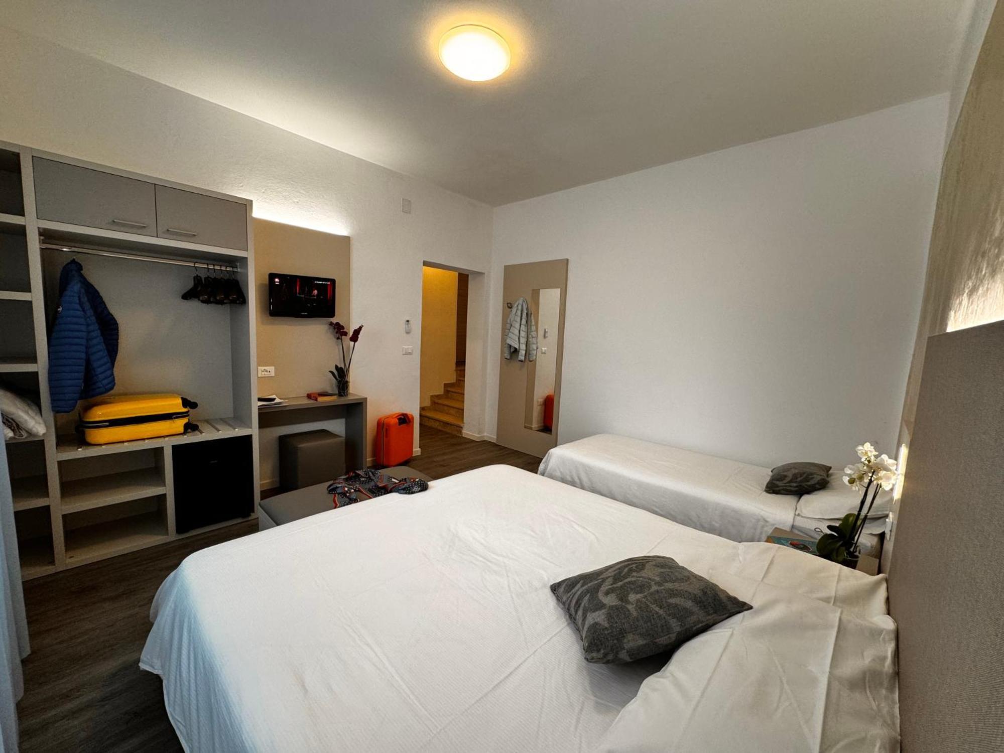 Hotel Etna Caorle Exterior photo